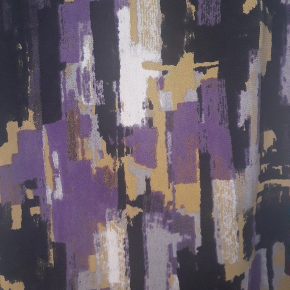 Abstract Dress - Picture 2 of 3